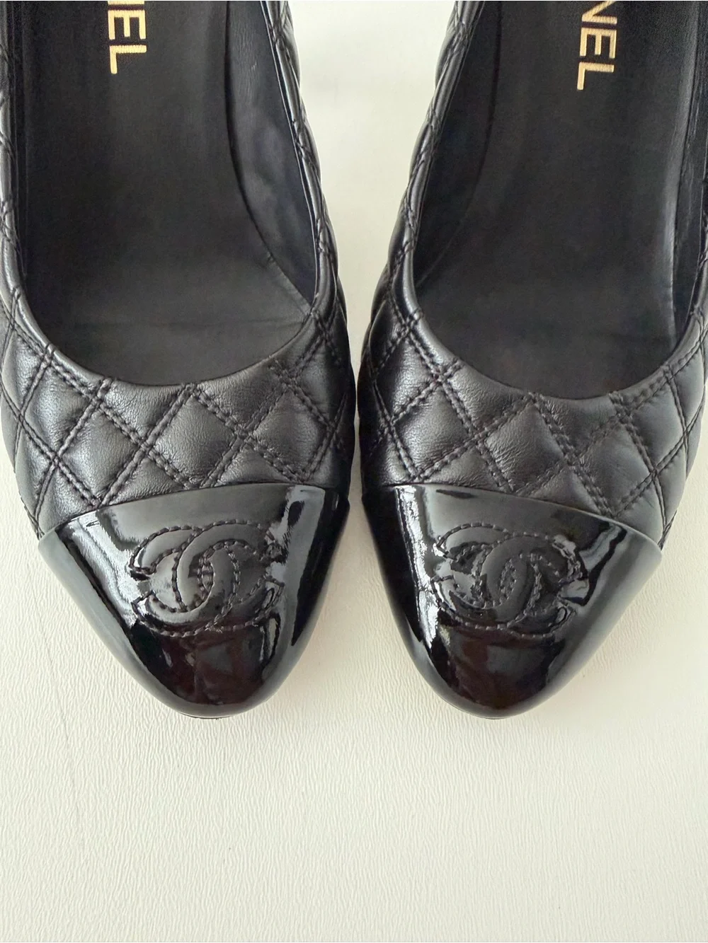 CHANEL great preowned